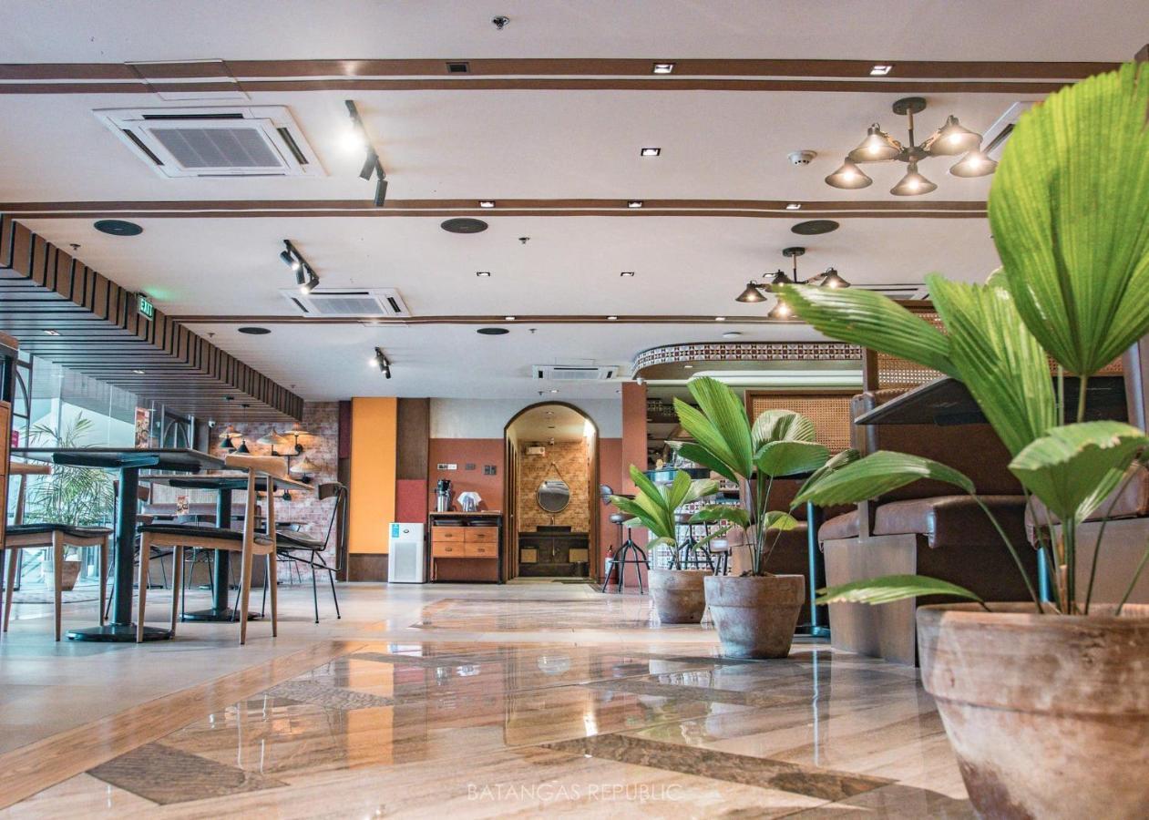 Bravo Tanauan Hotel Exterior photo